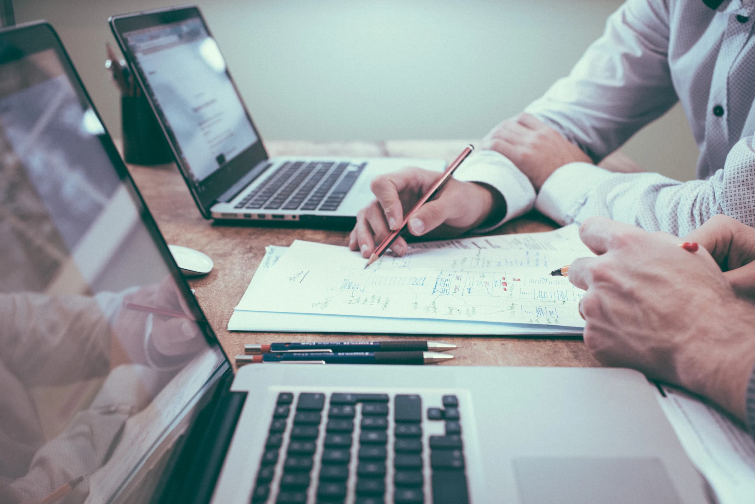 Desk research — cross-border property explainers